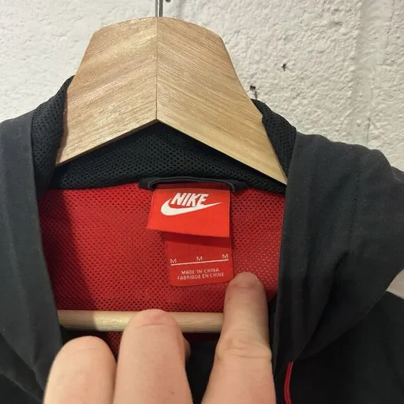 Vintage Y2K Nike Air Colorblock Anorak 1/2 Zip “Bulls” 2024 - Picture 3 of 4